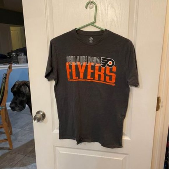 Philadelphia Flyers TShirt - Picture 1 of 1